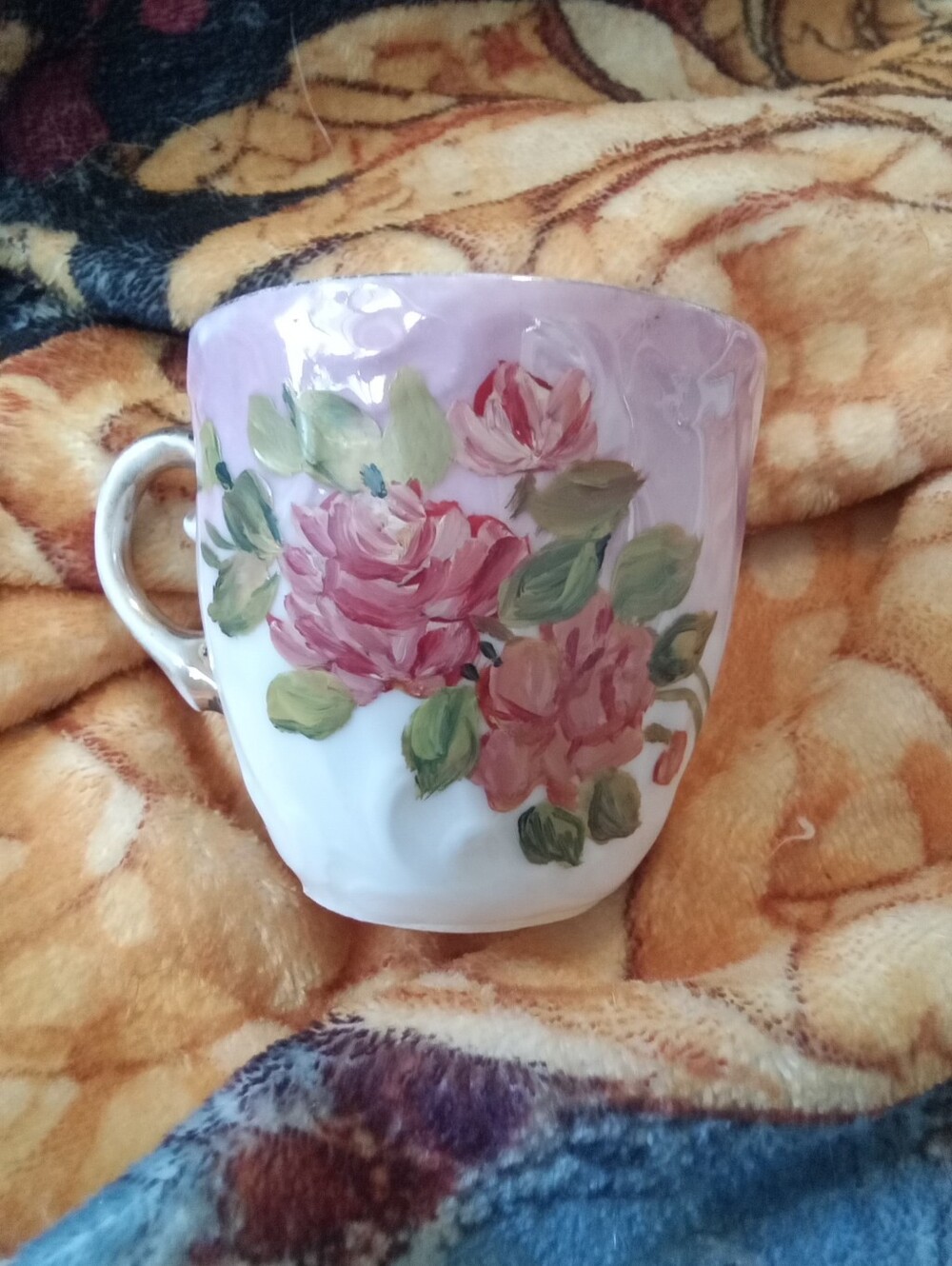 #1328 Hand-Painted Floral Ceramic Tea Cup in Pink and White